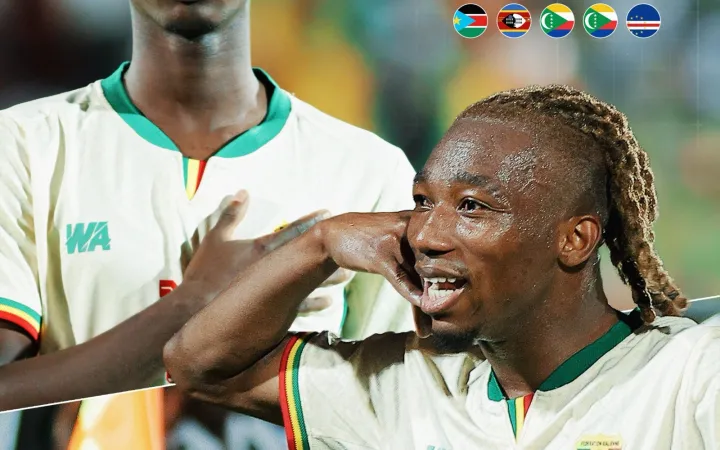 Kamory Doumbia et Dorgeles Nene avec les Aigles