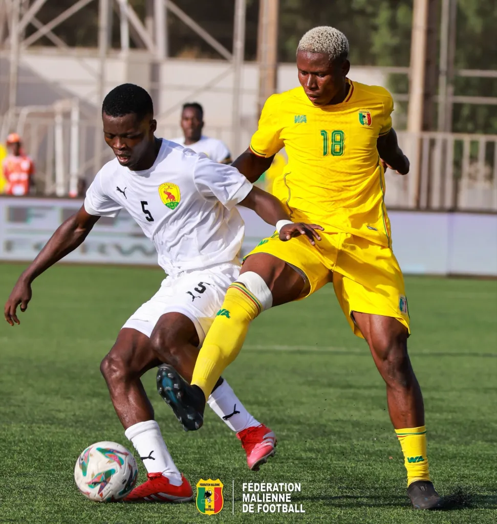Action du match des Aiglons au tournoi UFOA-A U20